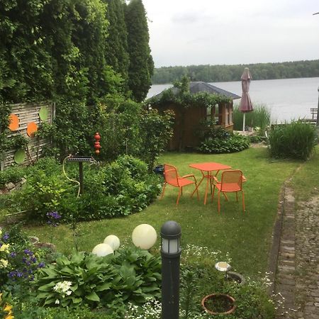 Zeuthen Ferienwohnung Am See, Stadtgrenze Berlin Exterior foto
